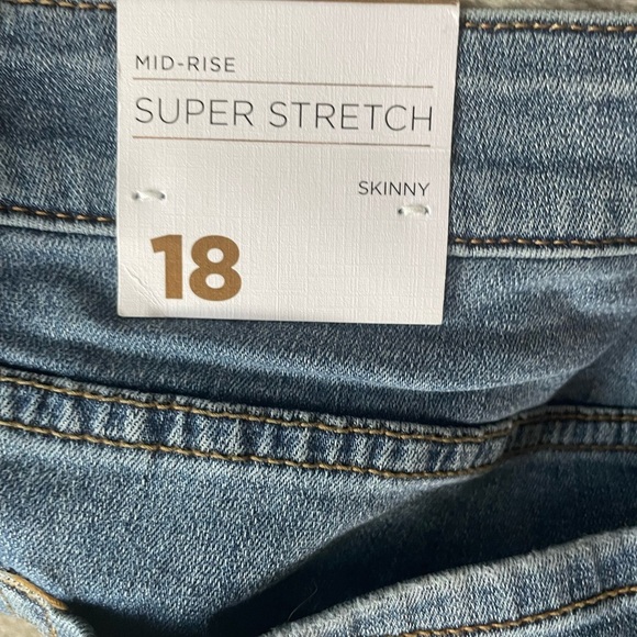 Lane Bryant Blue Straight Leg Jeans with Silver Embellishments Size 18 plus - Picture 4 of 7